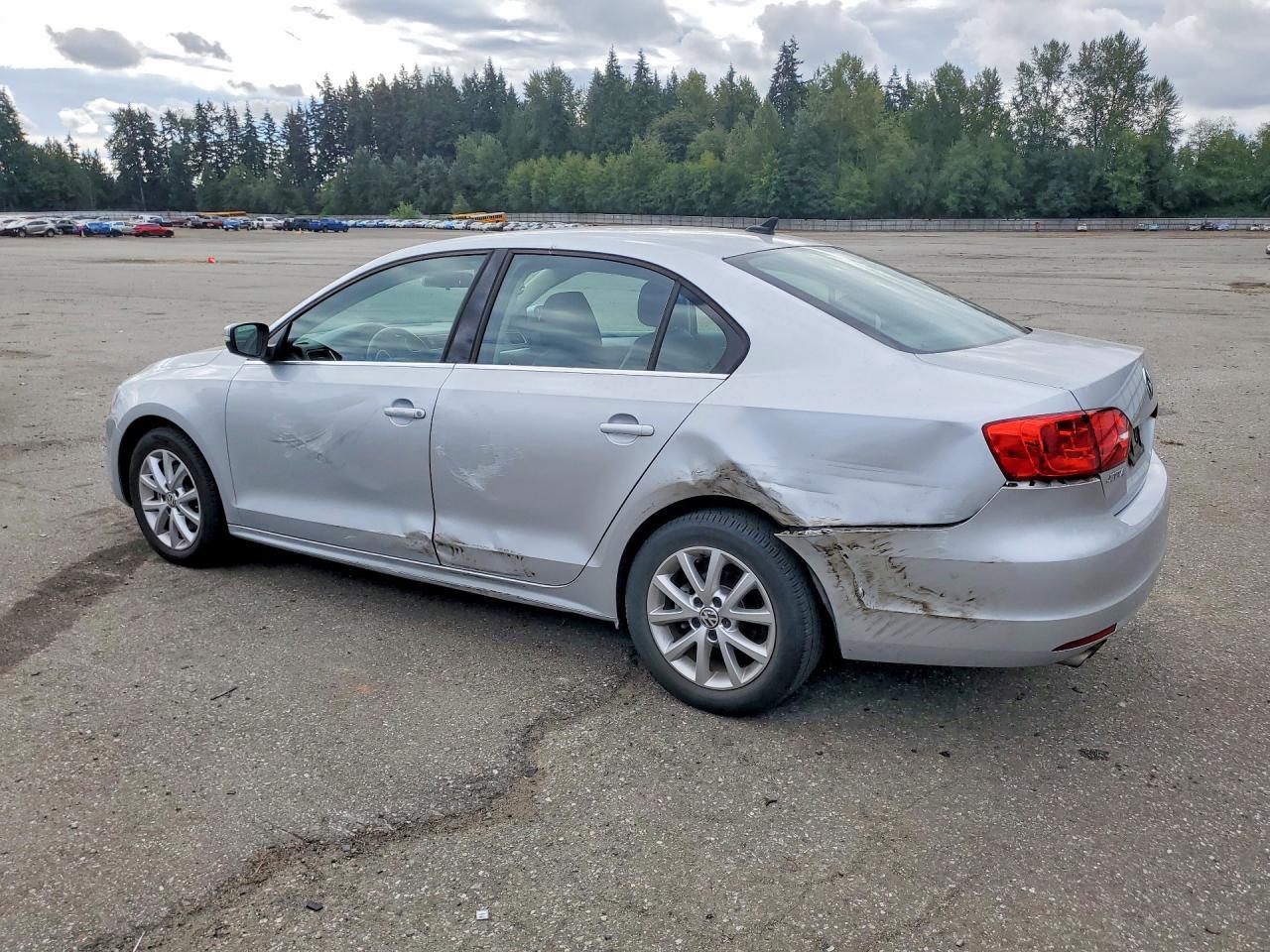 2014 Volkswagen Jetta Se - zdjęcie 2