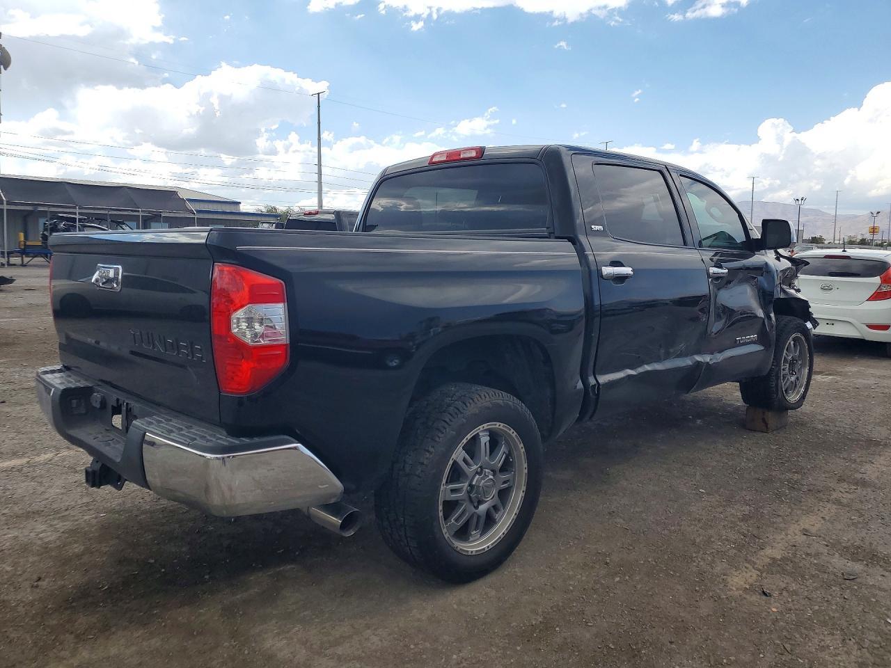 2016 Toyota Tundra Crewmax Sr5 - zdjęcie 3