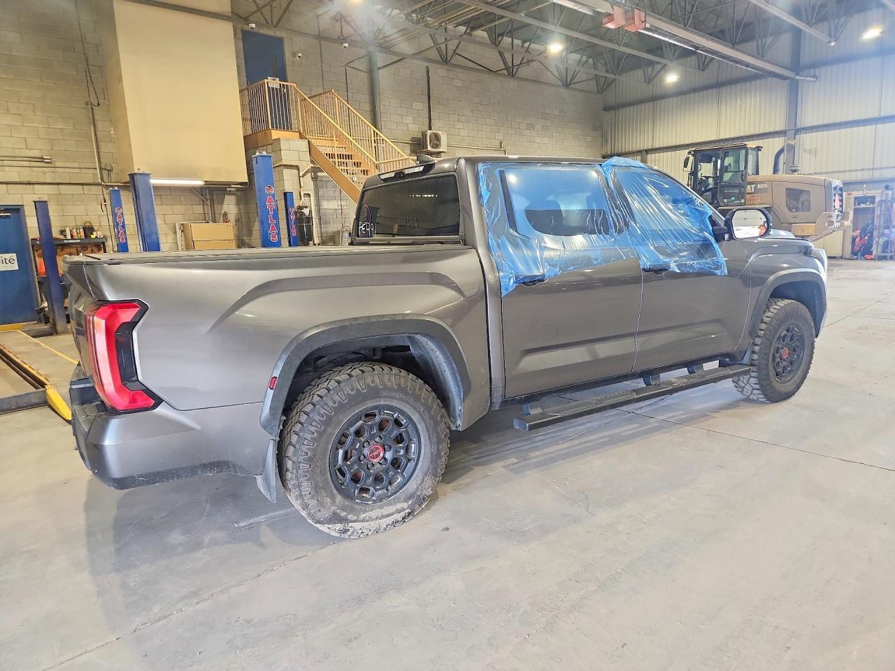 2024 Toyota Tundra Trd Pro Hv - zdjęcie 3