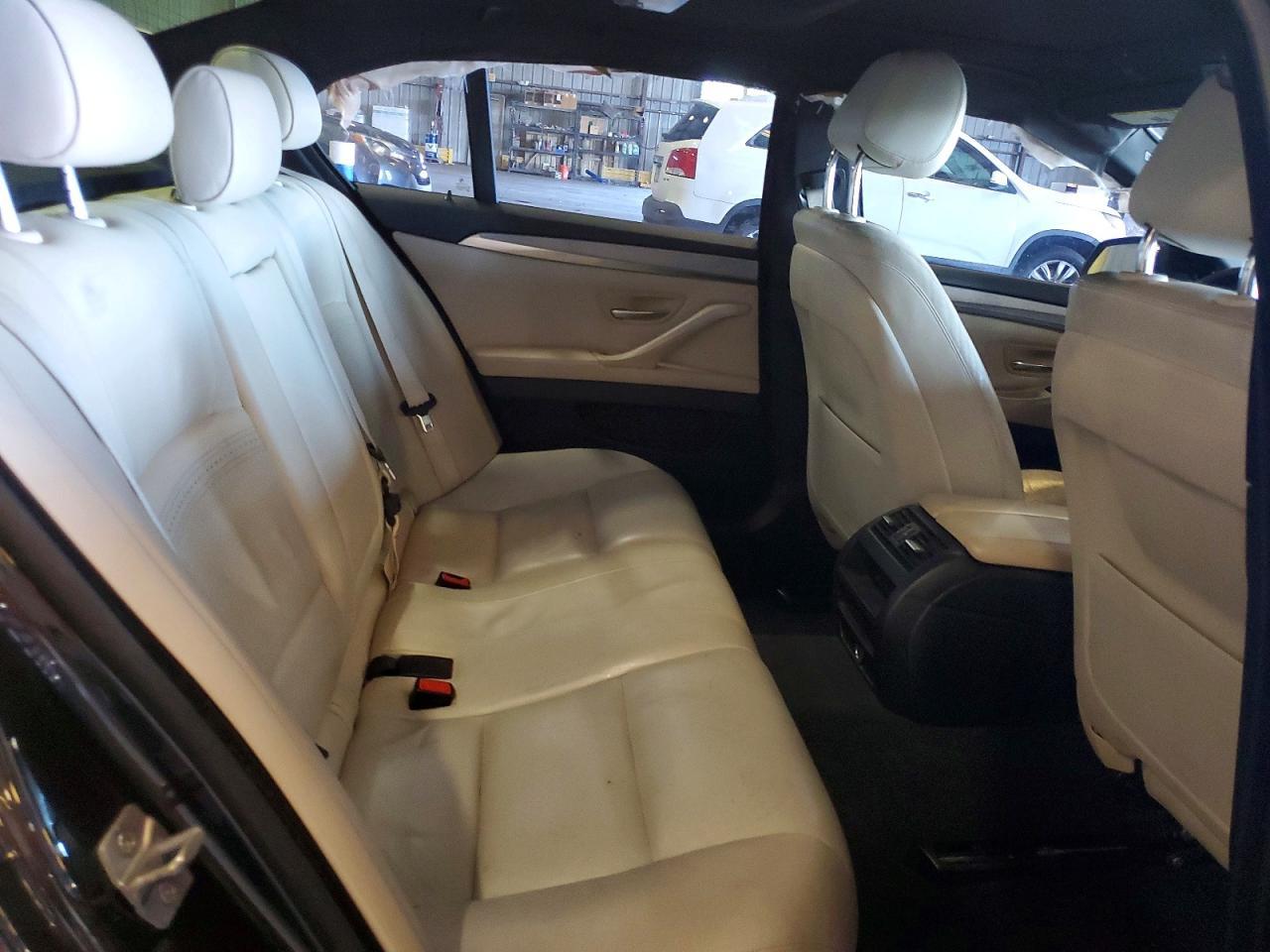 2014 BMW 535 I - zdjęcie 10