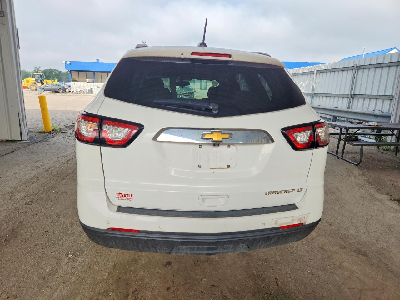 2016 Chevrolet Traverse Lt - zdjęcie 6