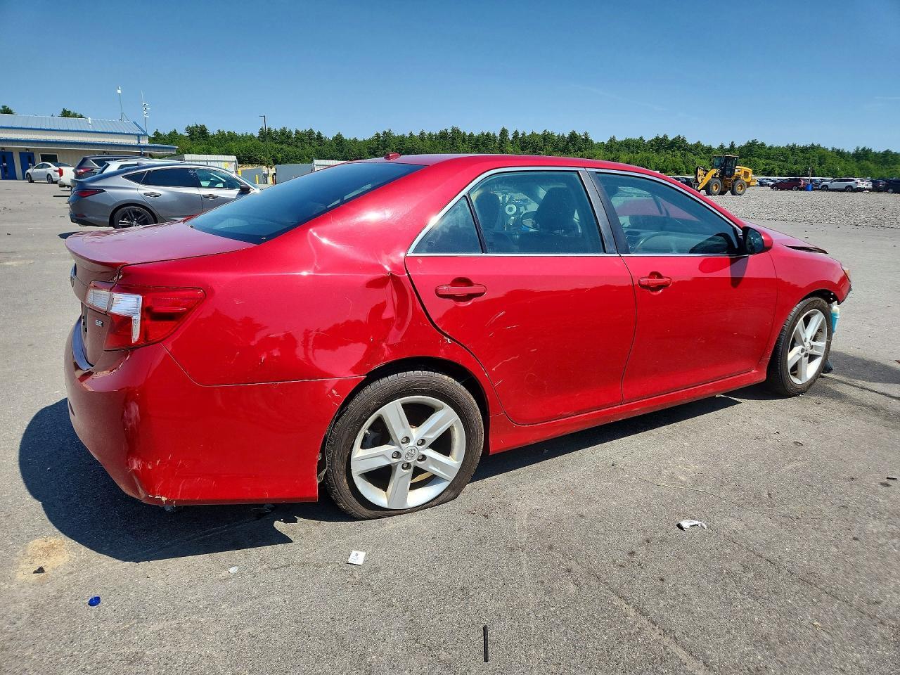 2014 Toyota Camry Se - zdjęcie 3