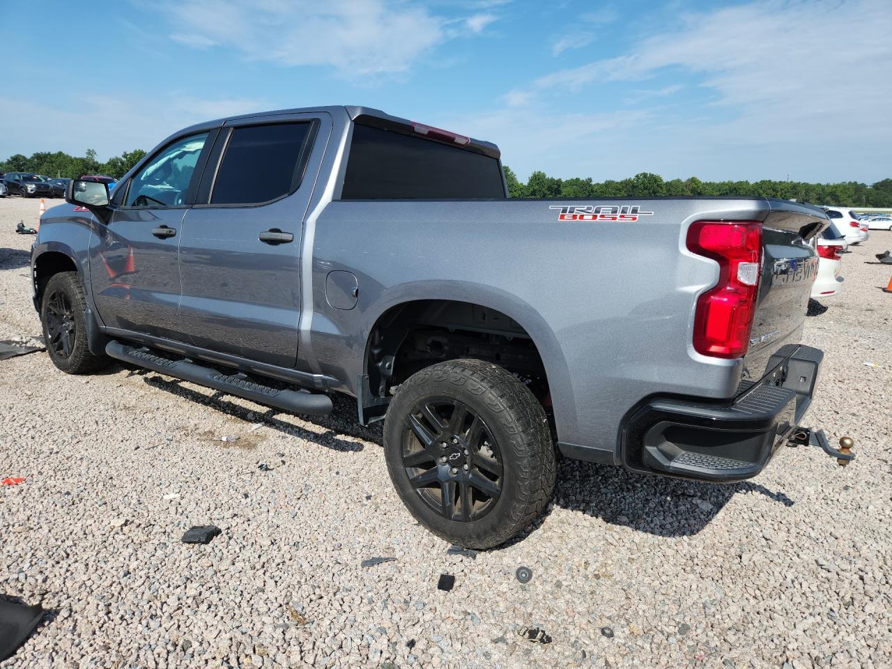 2022 Chevrolet Silverado Ltd K1500 Trail Boss Custom - zdjęcie 2