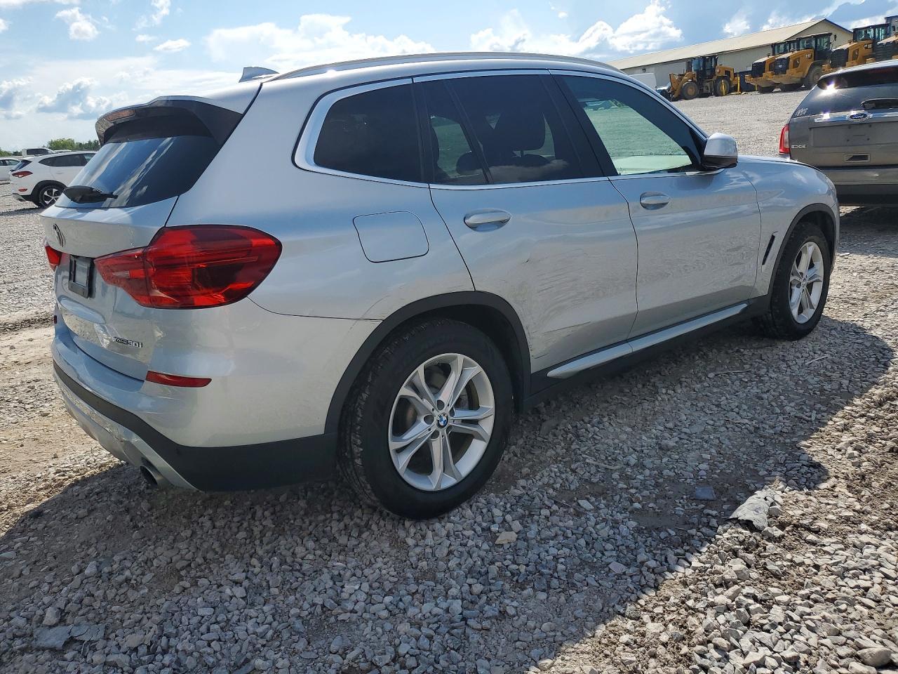 2019 BMW X3 xDrive30I - zdjęcie 3