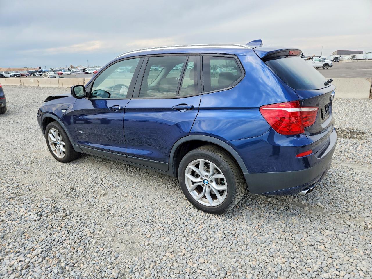 2013 BMW X3 xDrive28I - zdjęcie 2