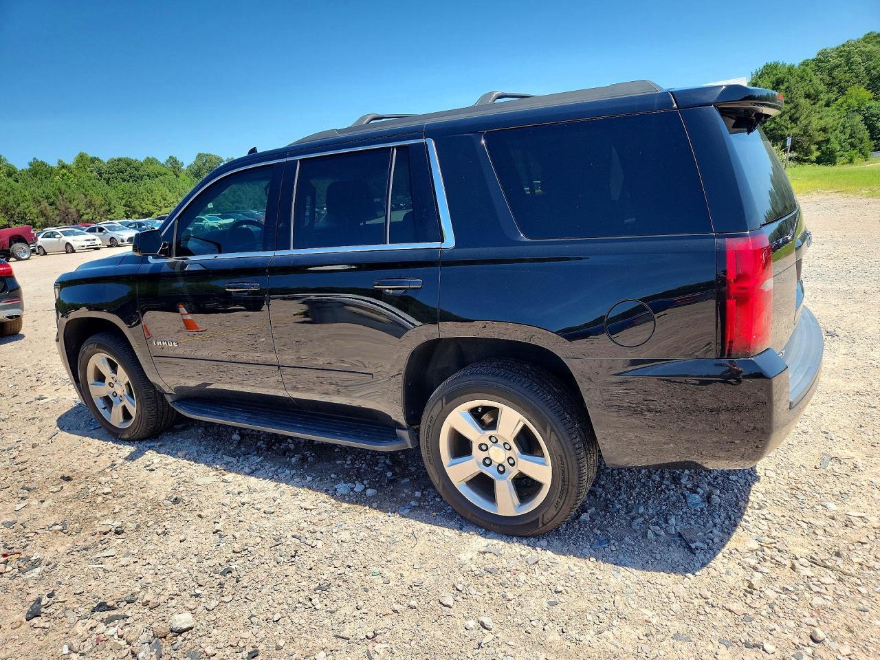 2018 Chevrolet Tahoe K1500 Ls - zdjęcie 2