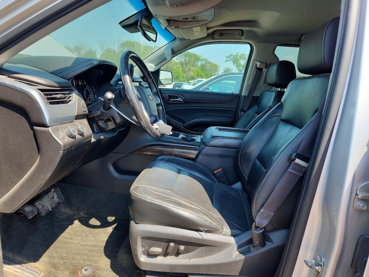 2015 Chevrolet Suburban K1500 Lt - zdjęcie 7