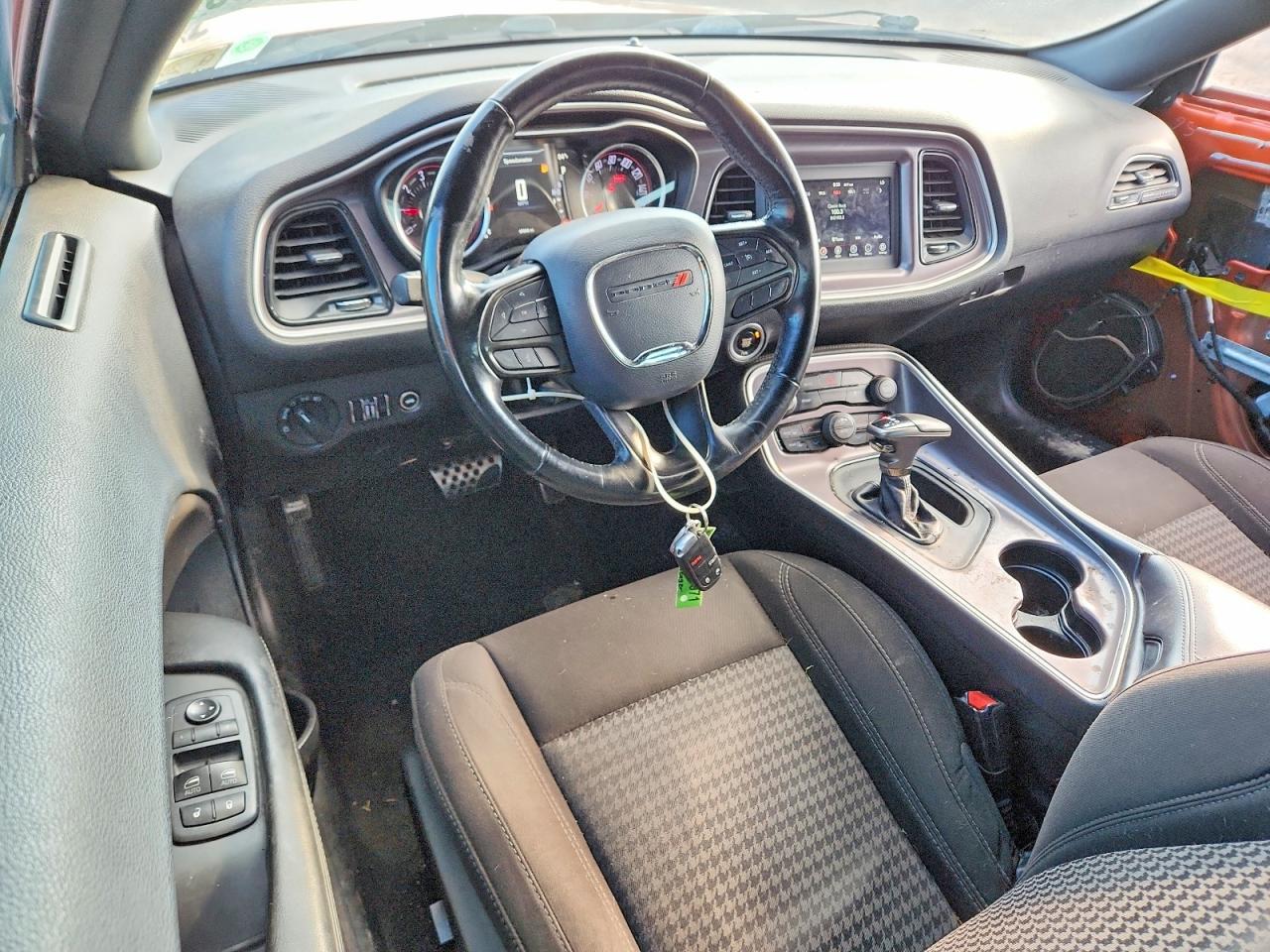 2020 Dodge Challenger Sxt - zdjęcie 8