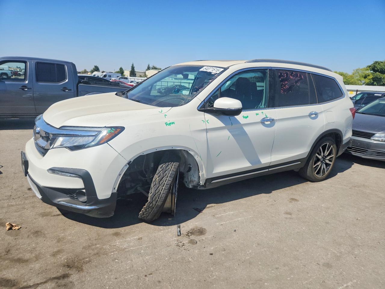 2019 Honda Pilot Touring - zdjęcie główne