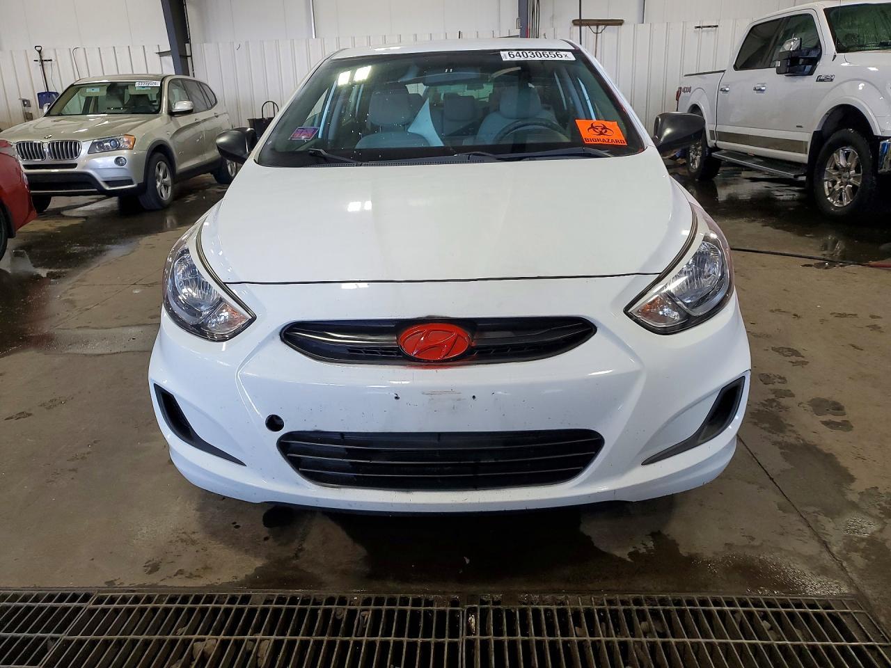 2017 Hyundai Accent Se - zdjęcie 5