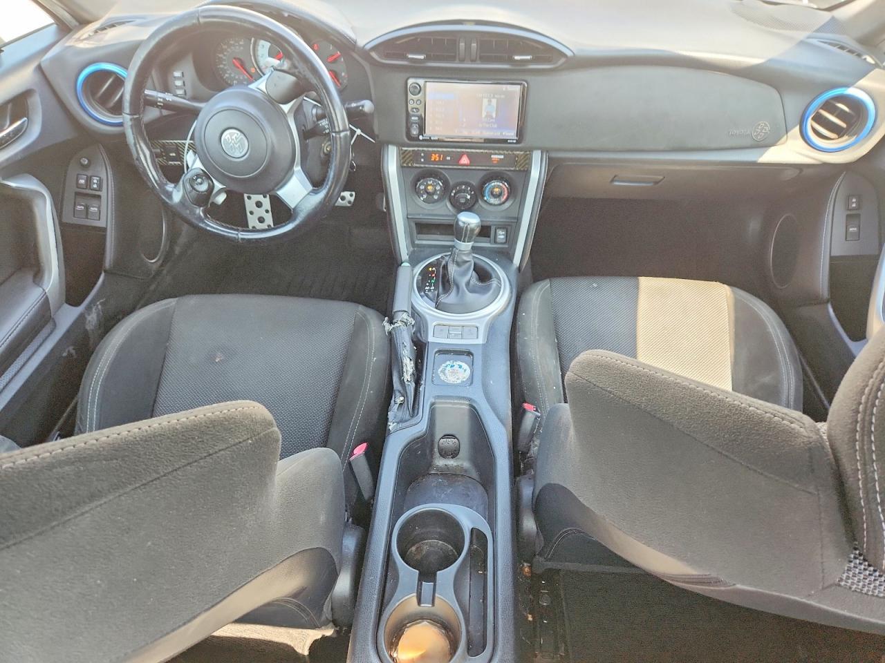 2017 Toyota 86 Base - zdjęcie 8