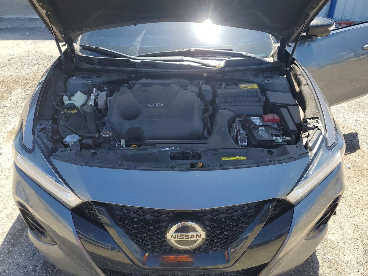 2021 Nissan Maxima Sr - zdjęcie 11