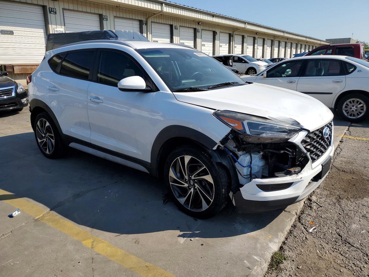 2020 Hyundai Tucson Sport - zdjęcie 4