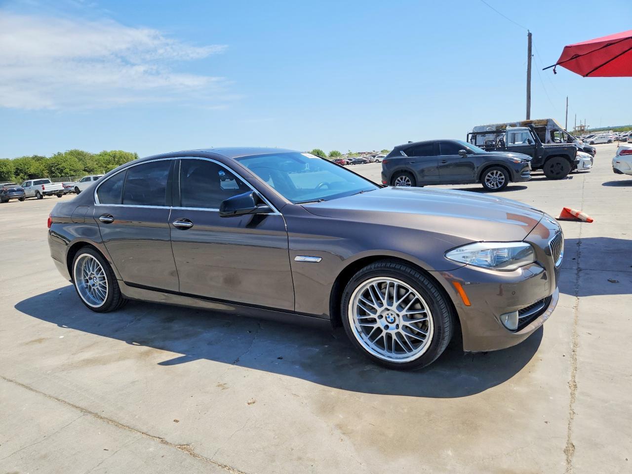 2013 BMW 528 I - zdjęcie 4