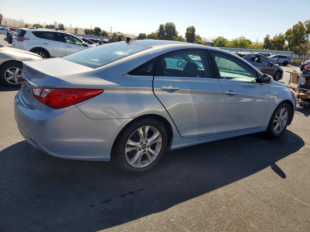2013 Hyundai Sonata Limited - zdjęcie 3