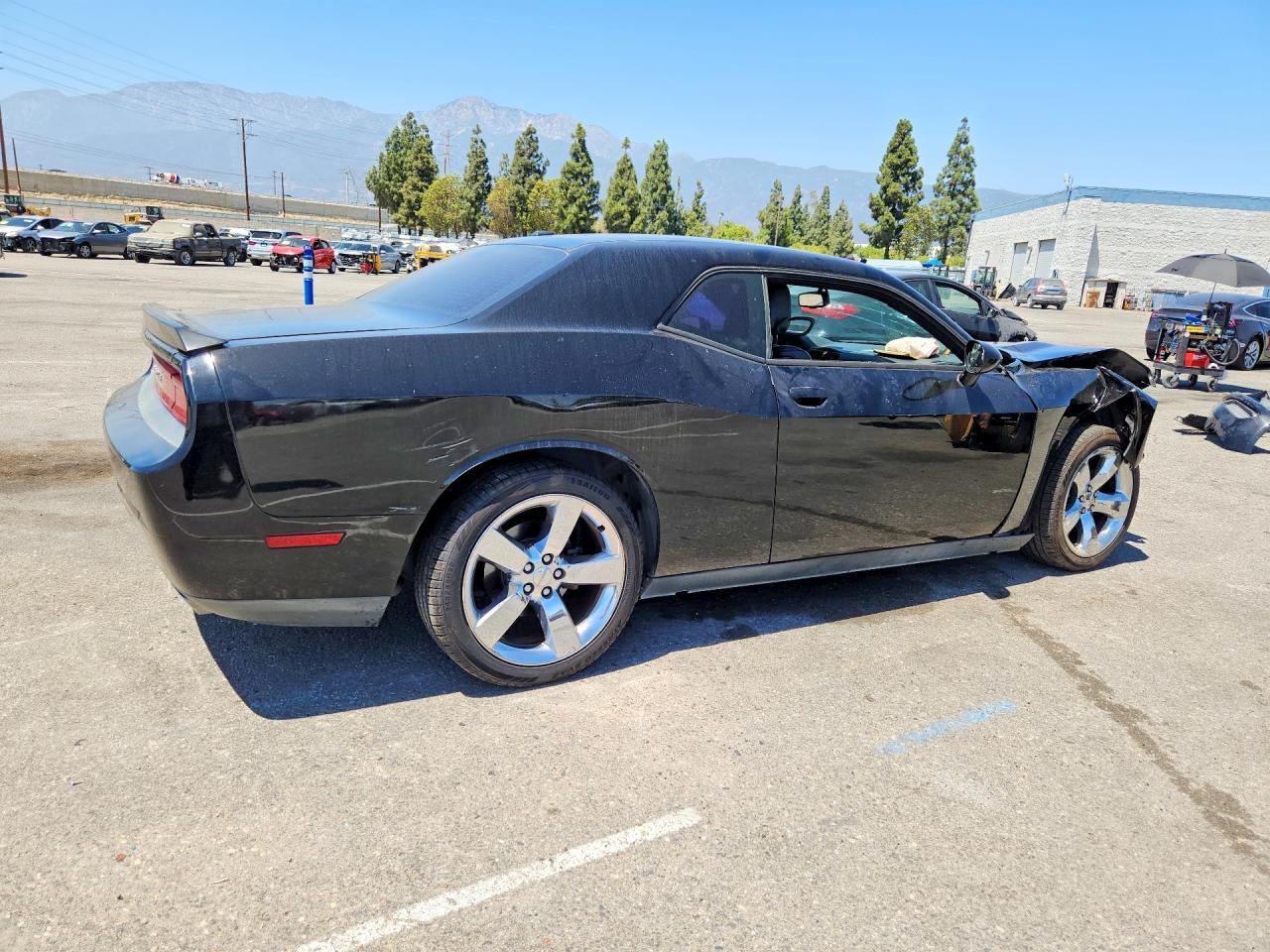2014 Dodge Challenger Sxt - zdjęcie 3