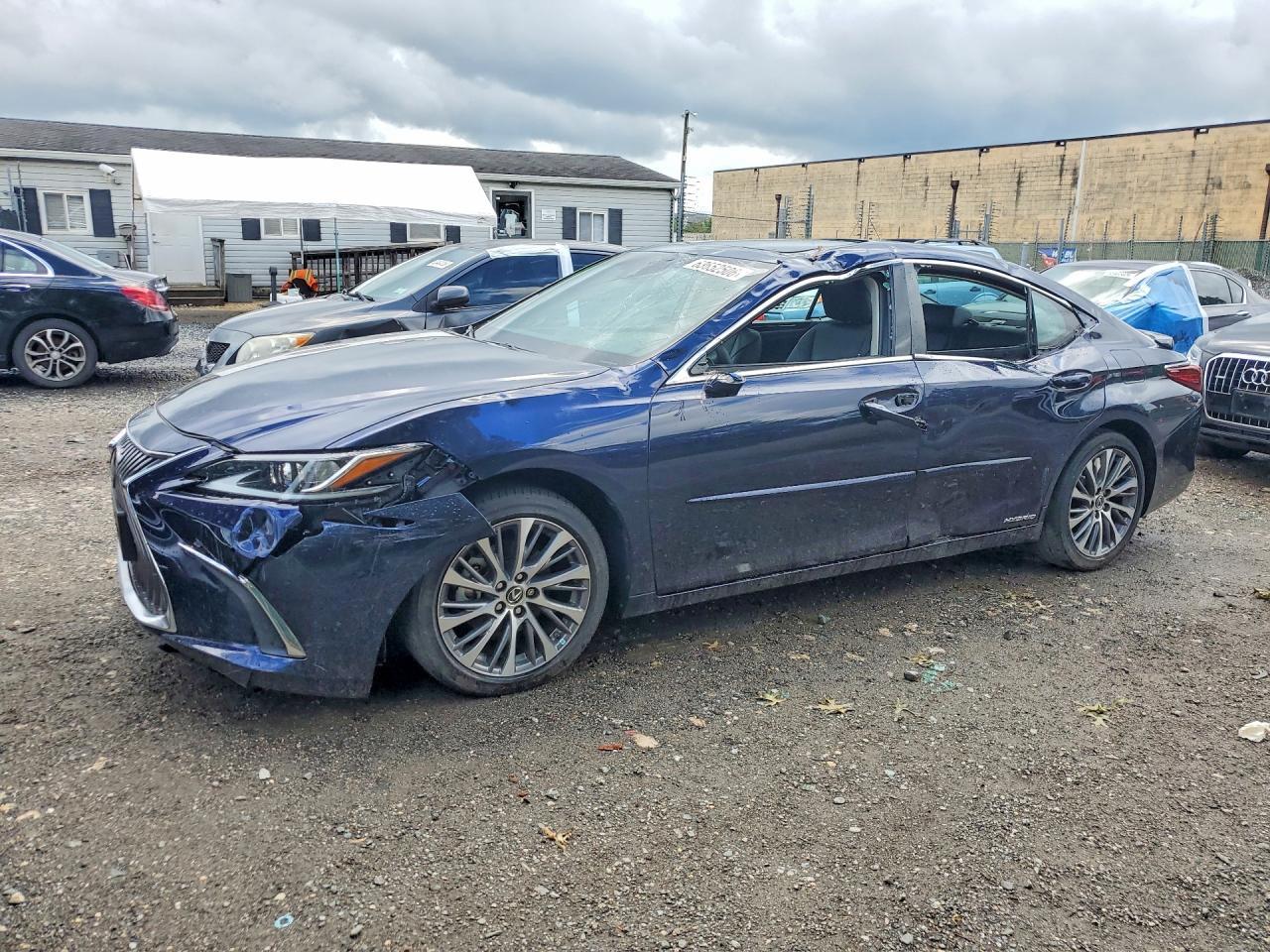 2021 Lexus Es 300H - zdjęcie główne