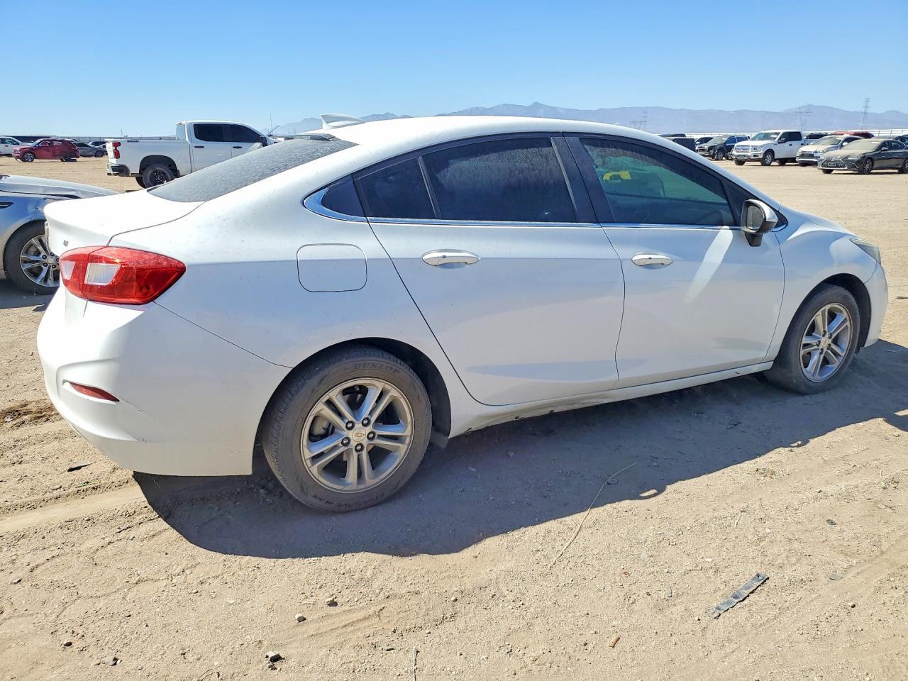2017 Chevrolet Cruze Lt - zdjęcie 3