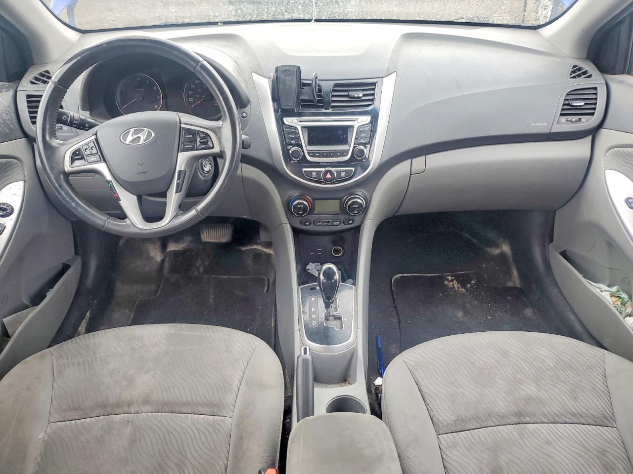 2014 Hyundai Accent Gls - zdjęcie 8