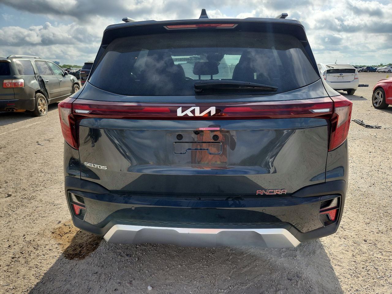 2025 Kia Seltos Ex - zdjęcie 6