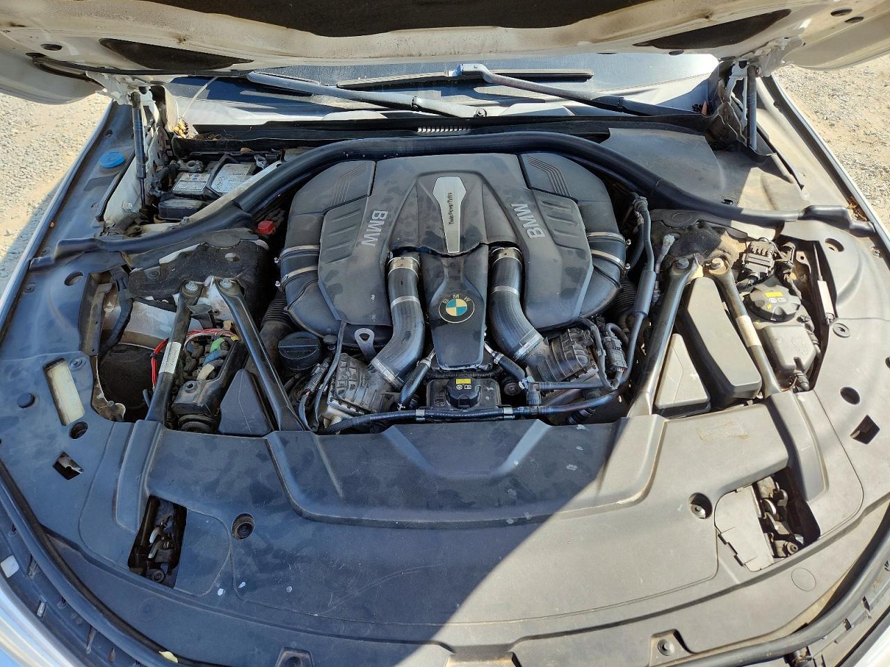 2017 BMW Seria 7 B7 - zdjęcie 11