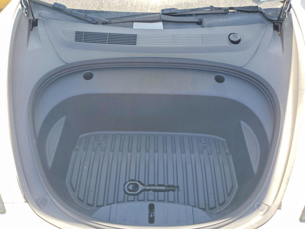 2023 Tesla Model 3 - zdjęcie 11