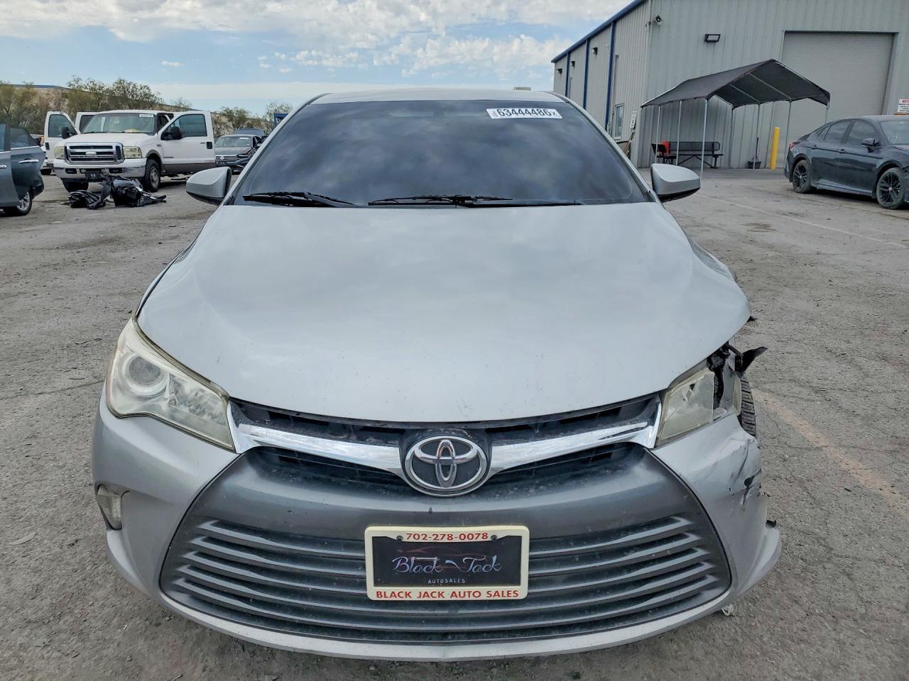 2017 Toyota Camry Le - zdjęcie 5