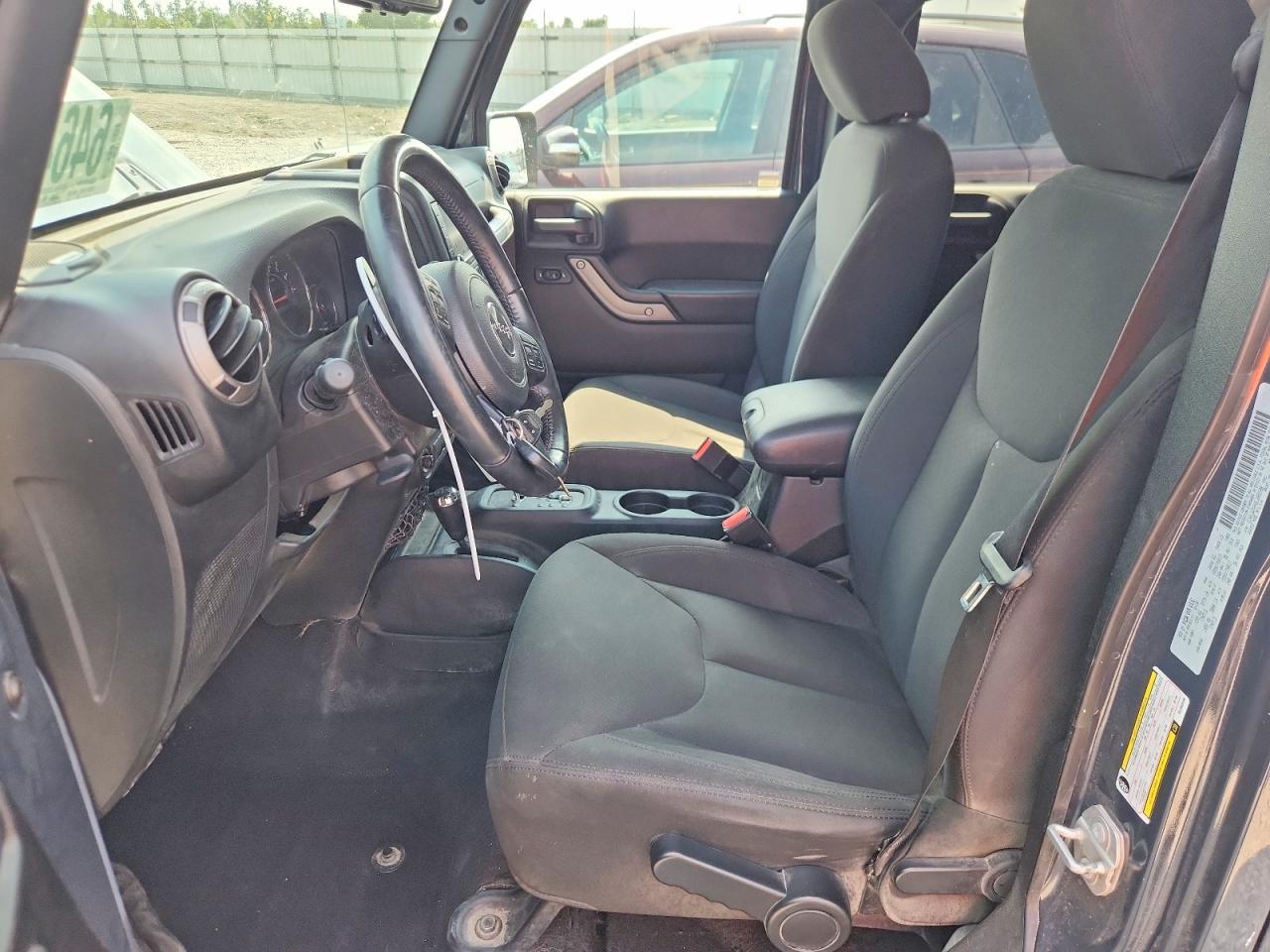 2016 Jeep Wrangler Unlimited Sport - zdjęcie 7