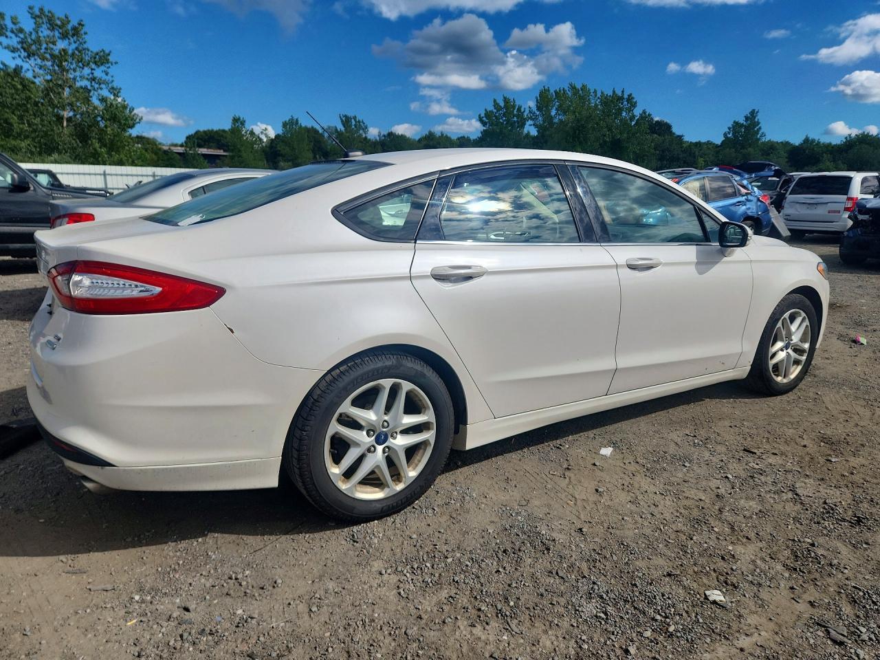 2013 Ford Fusion Se - zdjęcie 3