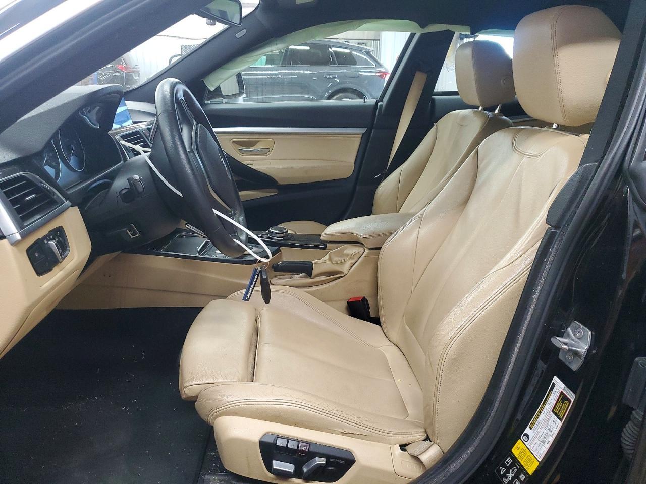 2017 BMW Seria 3 330i - zdjęcie 7