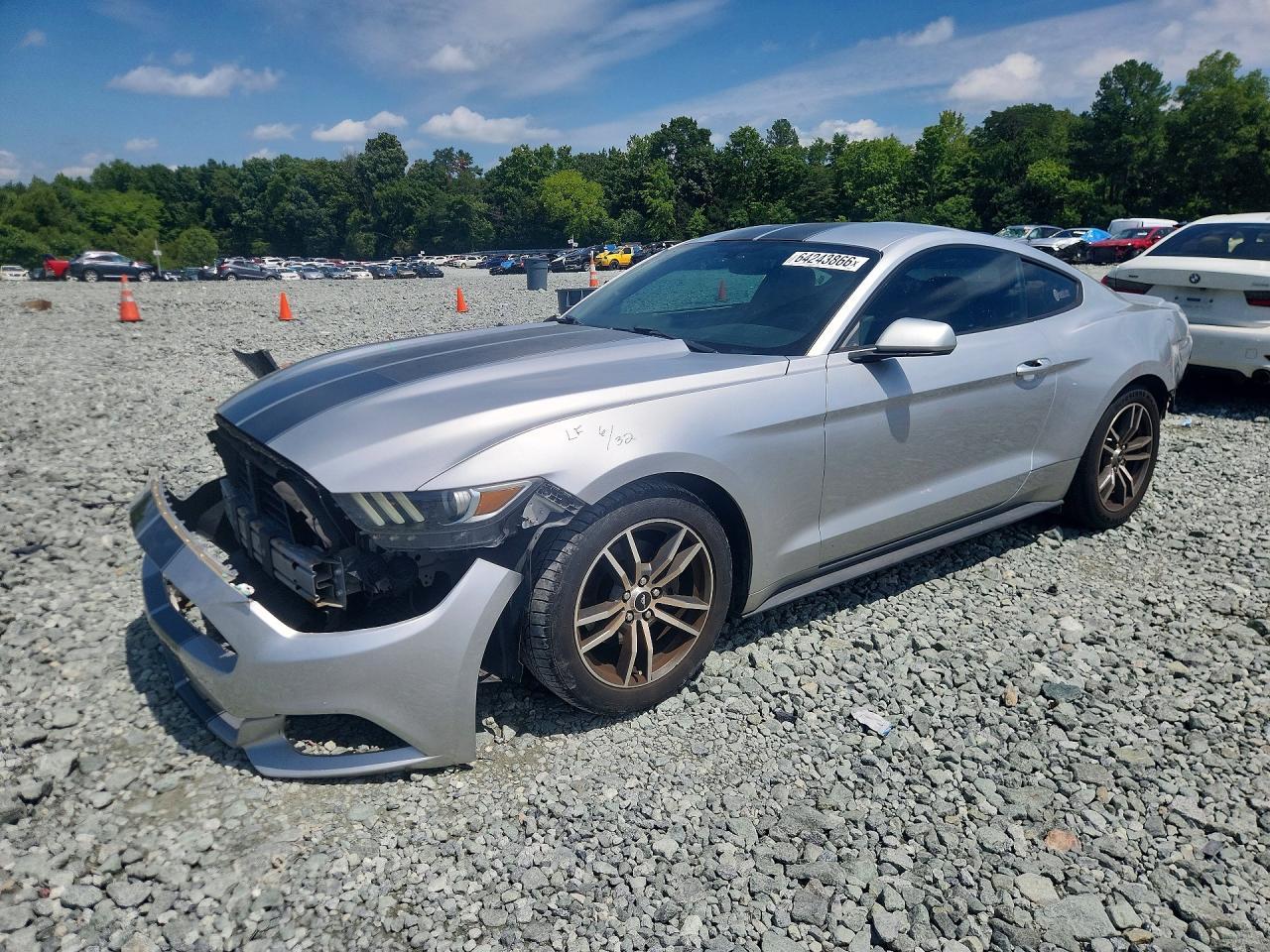 2016 Ford Mustang Base - zdjęcie główne