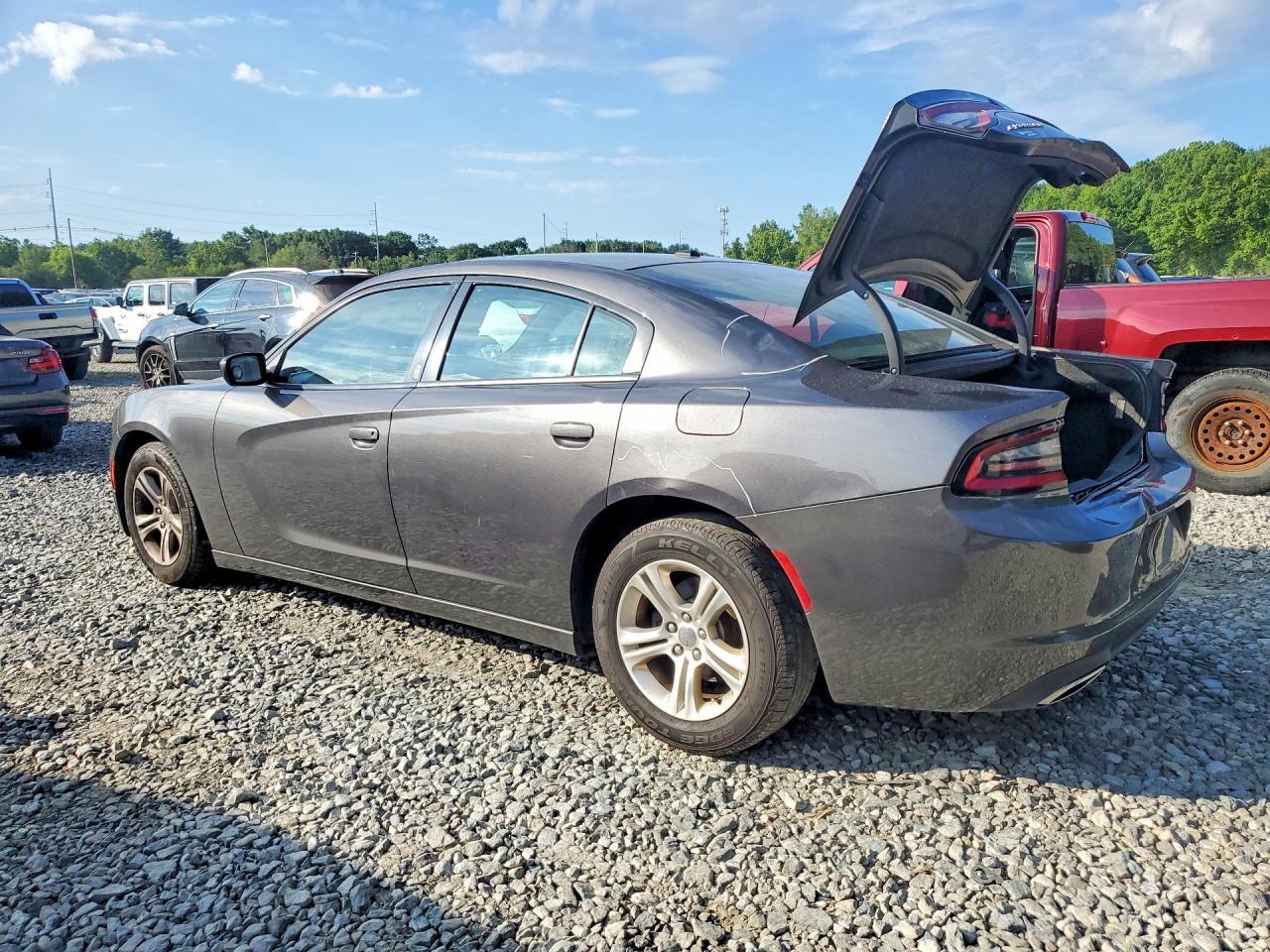 2019 Dodge Charger Sxt - zdjęcie 2