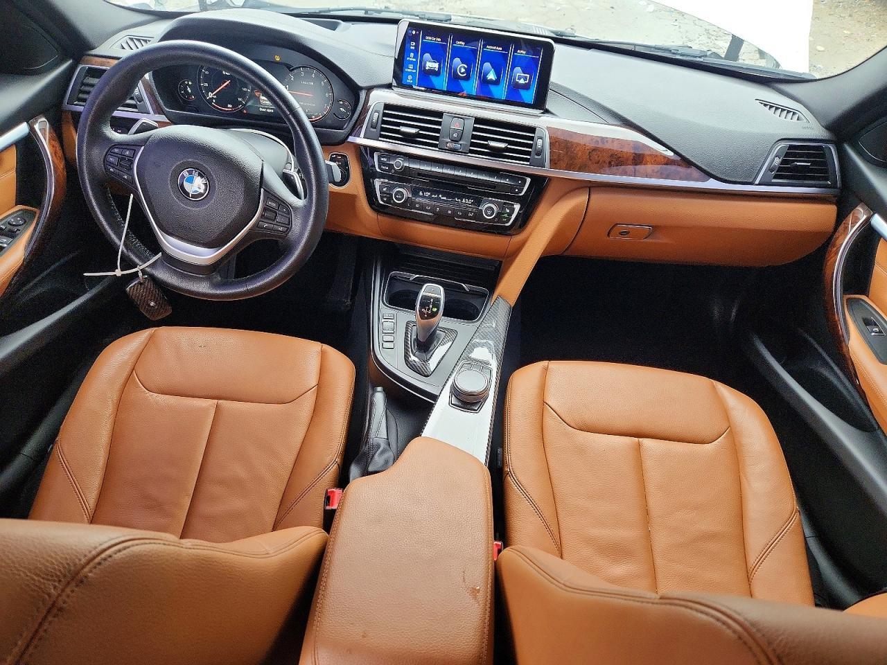 2018 BMW Seria 3 330i - zdjęcie 8