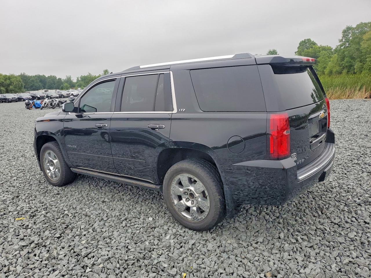 2015 Chevrolet Tahoe K1500 Ltz - zdjęcie 2