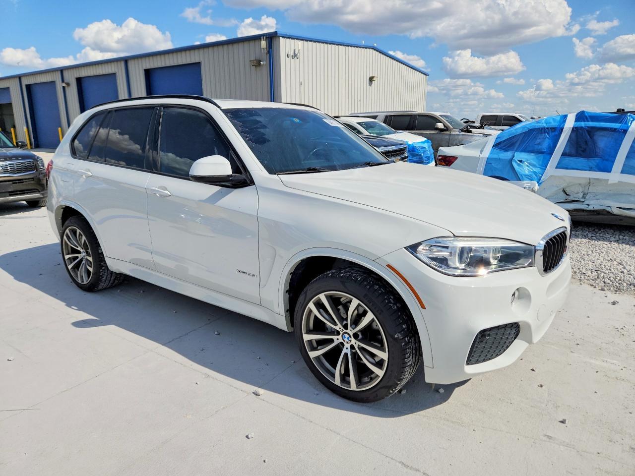 2015 BMW X5 xDrive35I - zdjęcie 4