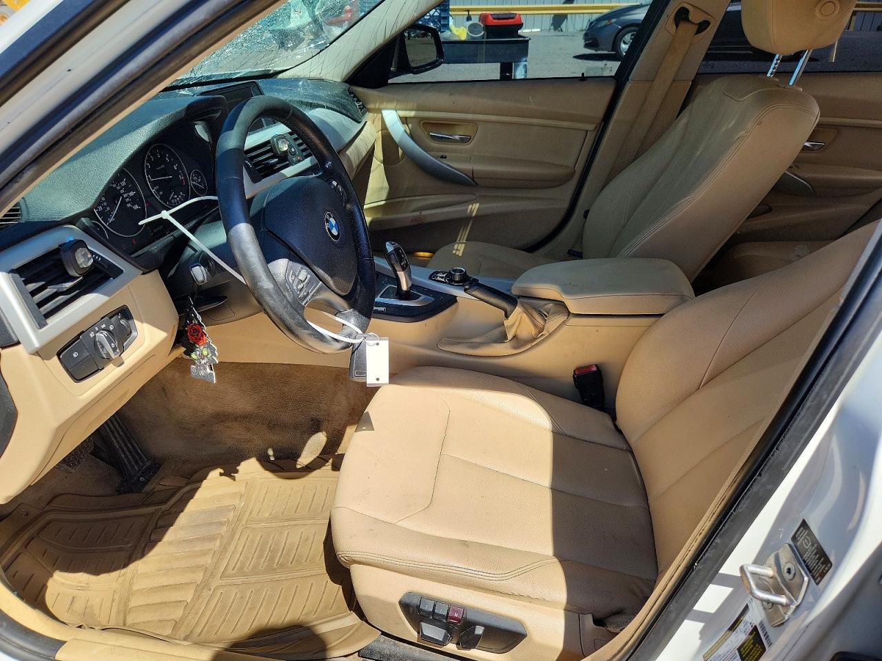 2013 BMW 328 I - zdjęcie 7