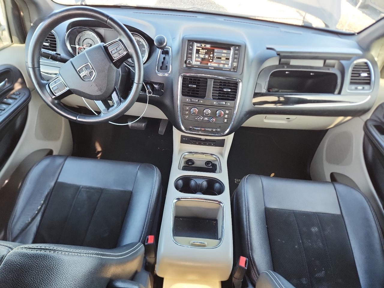 2014 Dodge Grand Caravan Sxt - zdjęcie 8
