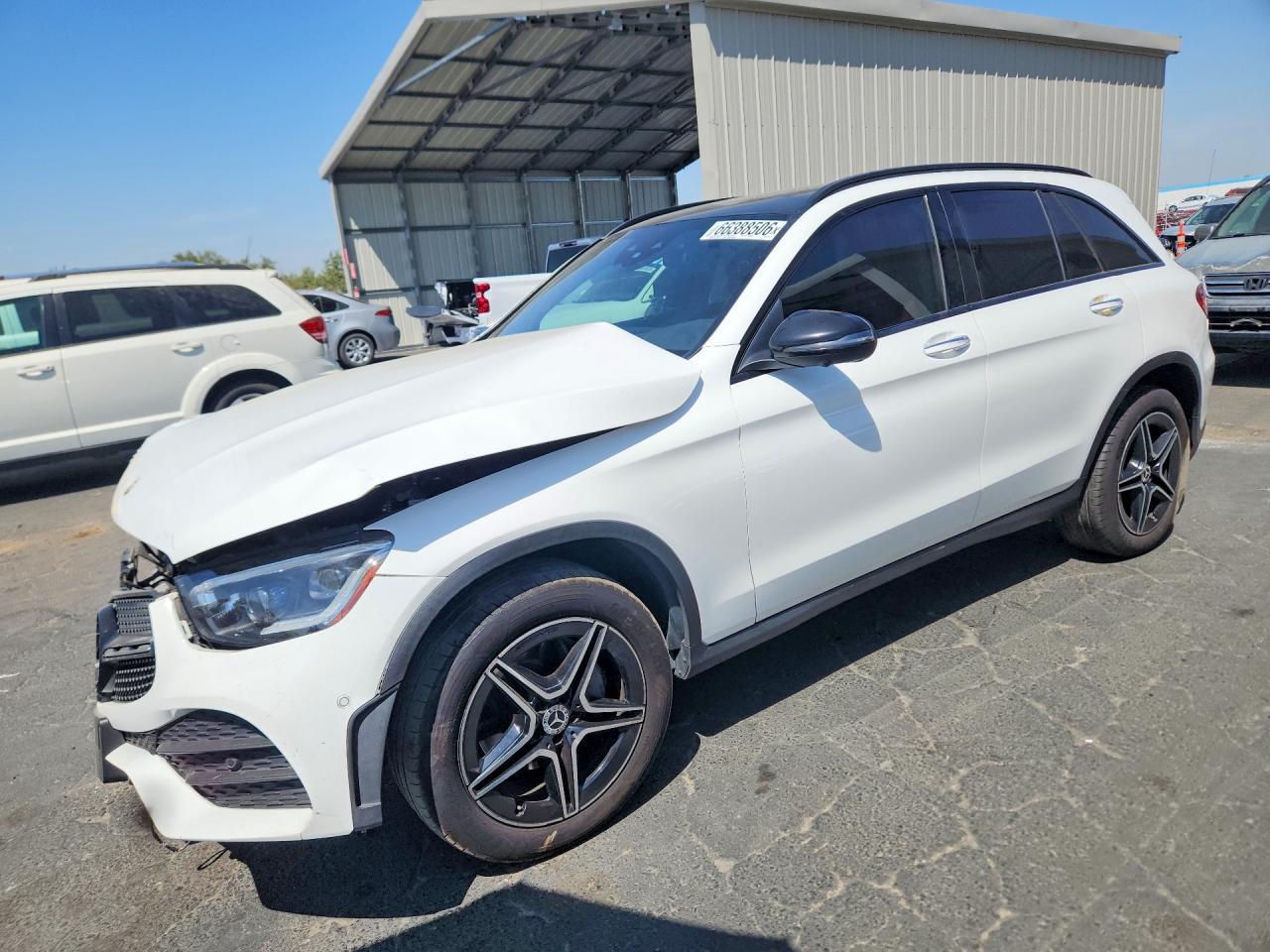 2021 Mercedes-Benz Glc 300 - zdjęcie główne