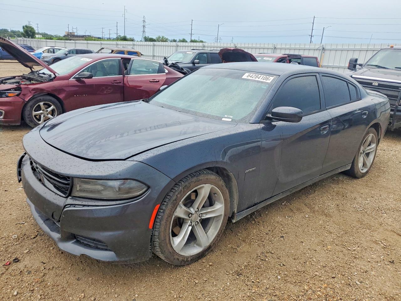2016 Dodge Charger R/T - zdjęcie główne