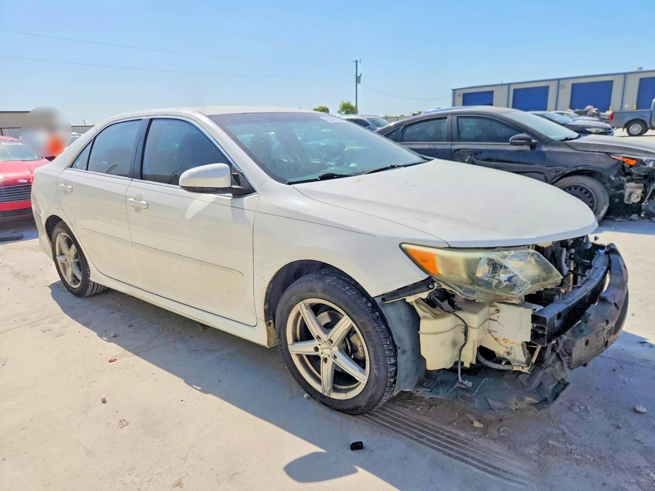 2013 Toyota Camry Se - zdjęcie 4