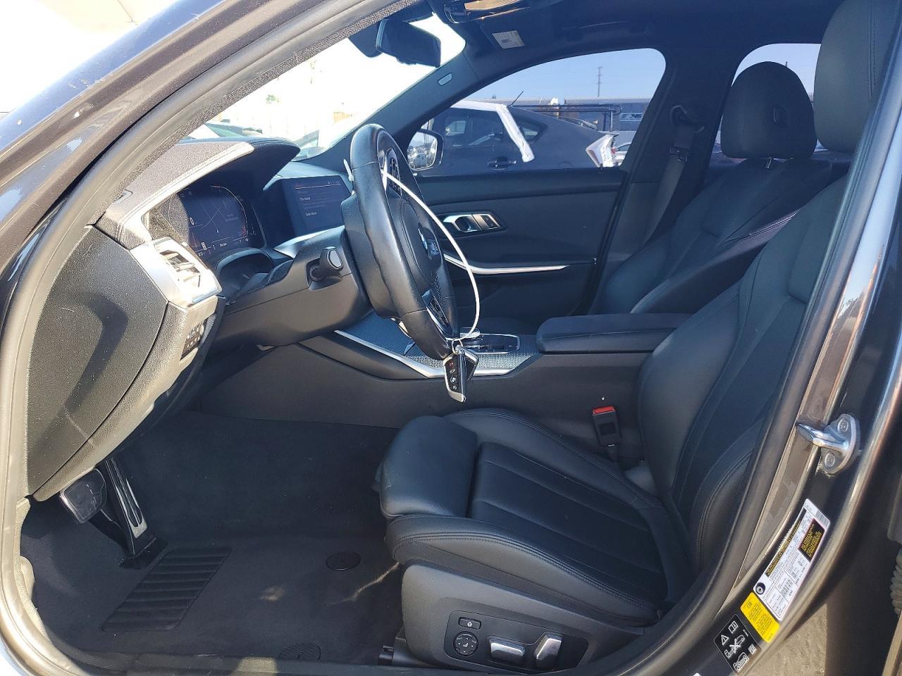 2019 BMW Seria 3 330i - zdjęcie 7