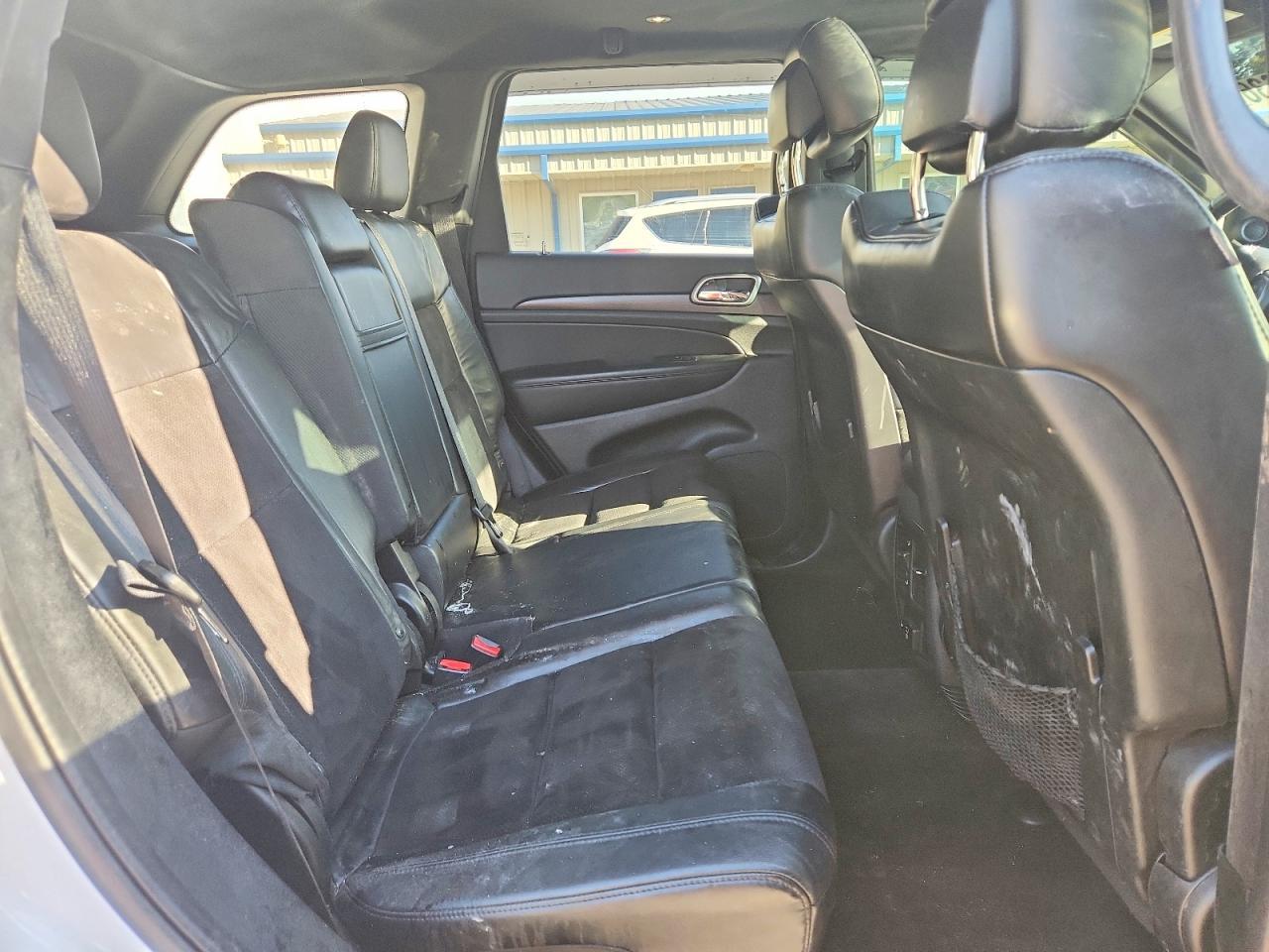 2018 Jeep Grand Cherokee Laredo - zdjęcie 11