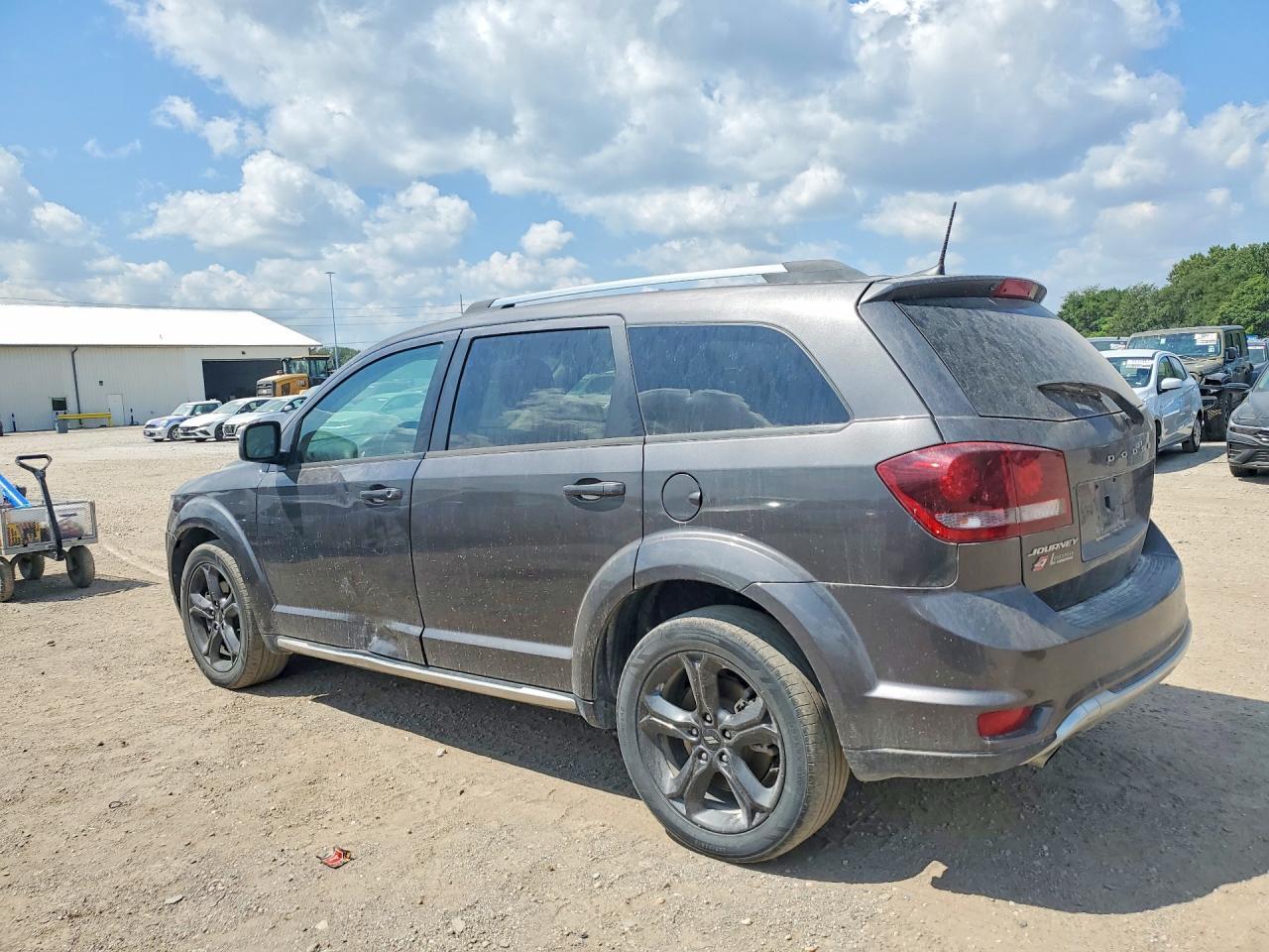 2019 Dodge Journey Crossroad - zdjęcie 2