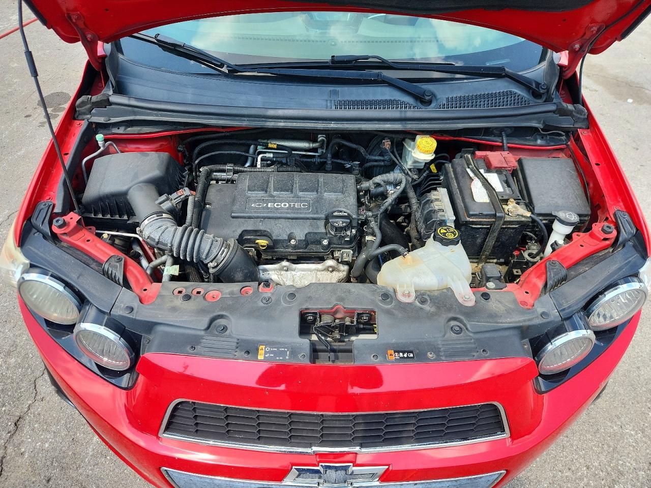 2015 Chevrolet Sonic Ltz - zdjęcie 11