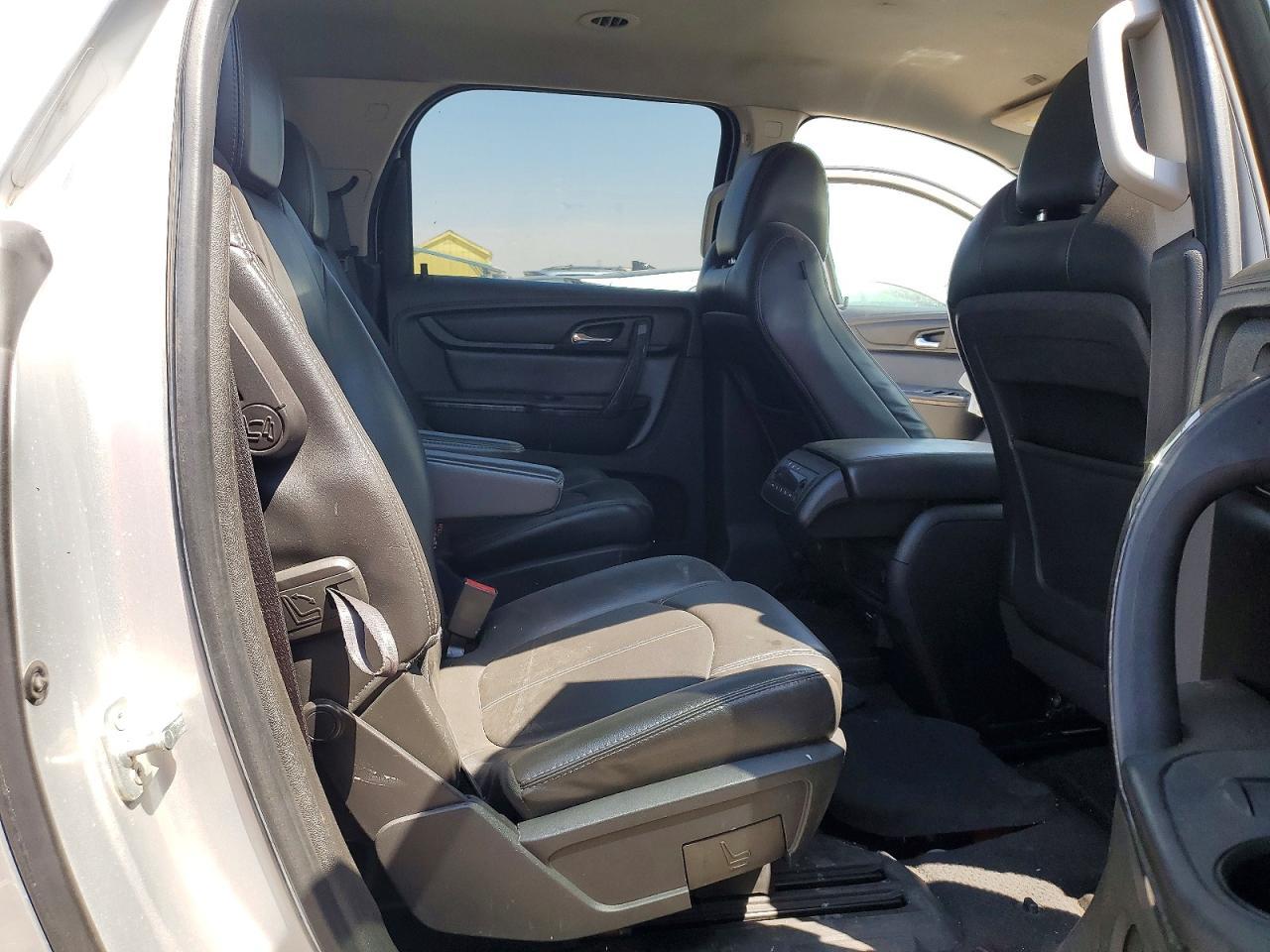 2016 GMC Acadia Slt-1 - zdjęcie 11