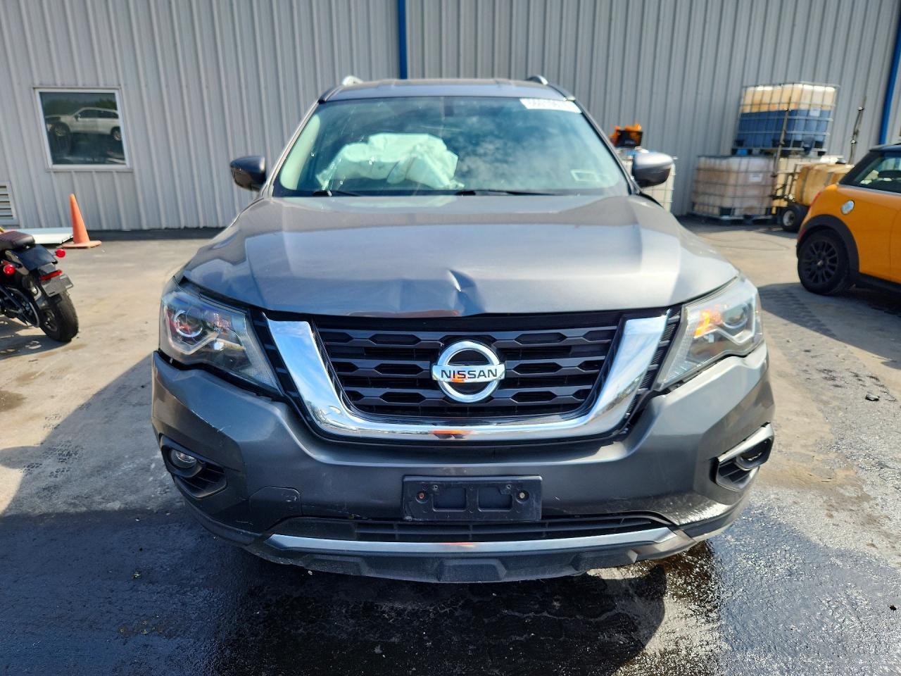 2018 Nissan Pathfinder Sv - zdjęcie 5