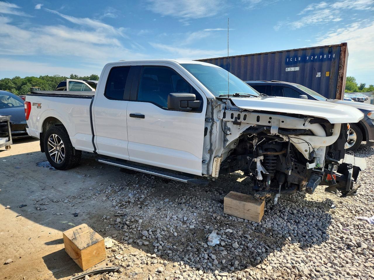 2021 Ford F150 Super Cab - zdjęcie 4