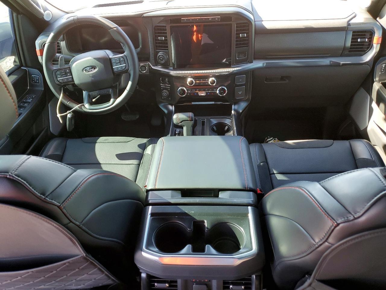 2026 Ford F150 Raptor - zdjęcie 8