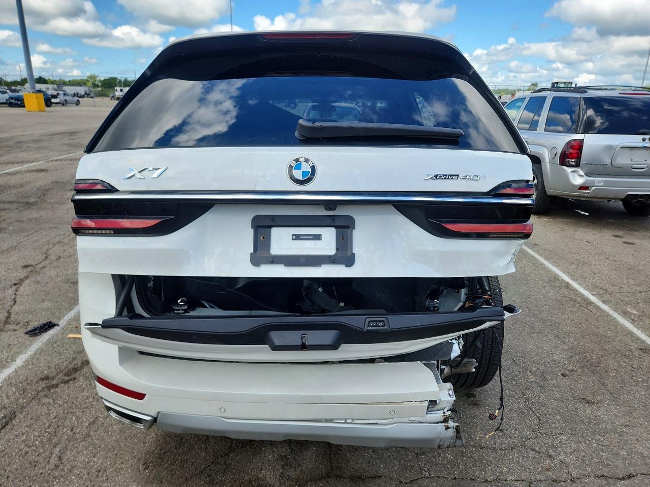 2026 BMW X7 xDrive40I - zdjęcie 6