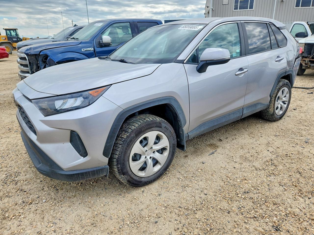 2024 Toyota Rav4 Le - zdjęcie główne